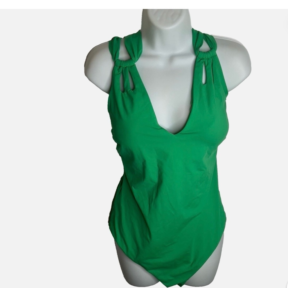 NWT Becca ETC
Plus Size Color Code Double-Strap One-Piece Swimsuit 0X(14-16) - Picture 2 of 6